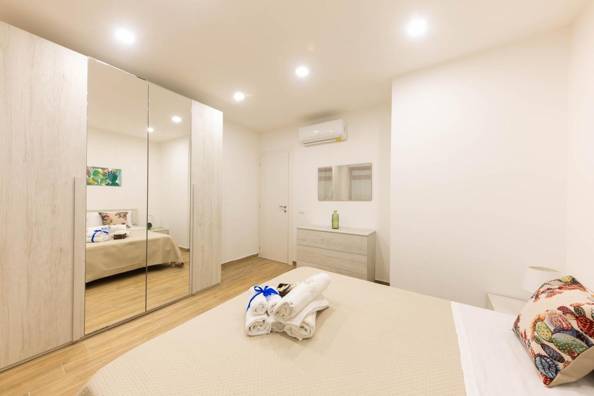I Re Di Sicilia 2 Apartment Palermo Luaran gambar
